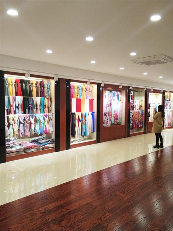 義烏圍巾批發(fā) 義烏圍巾批發(fā)