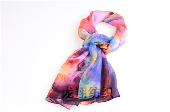 真絲圍巾效果圖 真絲圍巾效果圖