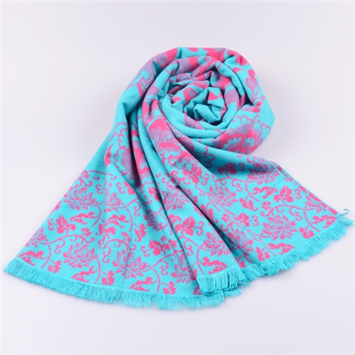 女士提花長(zhǎng)巾