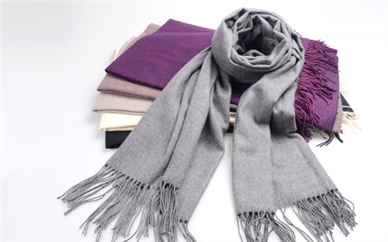 500多家企業(yè)都選的學生圍巾 圍巾圖