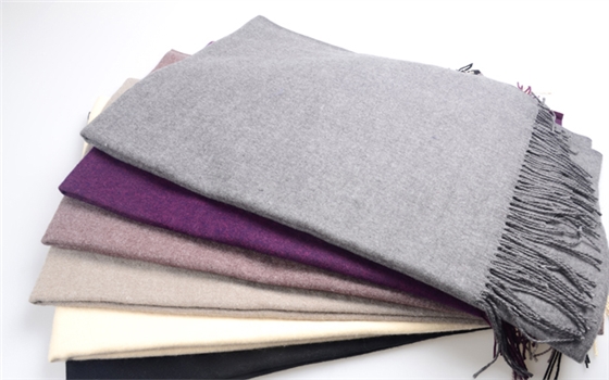 純手工羊毛毯,批發(fā)定制便宜的廠(chǎng)家 羊毛毯圖