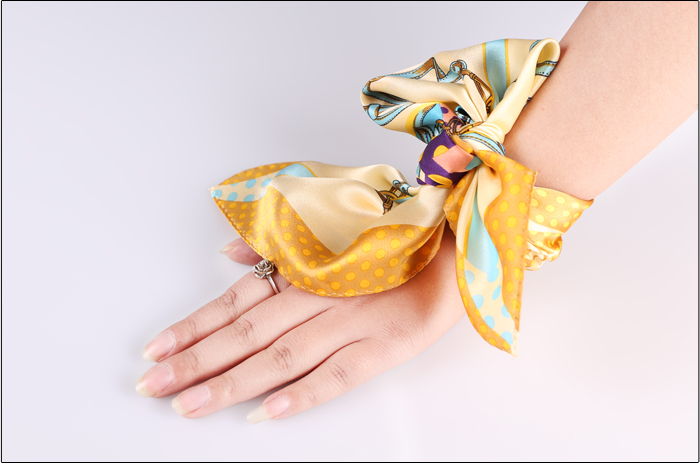 真絲圍巾 印花圍巾 職業(yè)小方巾