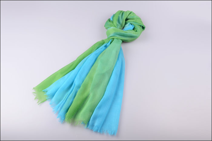 羊絨圍巾 漸變圍巾 圍巾定制 女士披肩 羊絨圍巾 漸變圍巾 圍巾定制 女士披肩