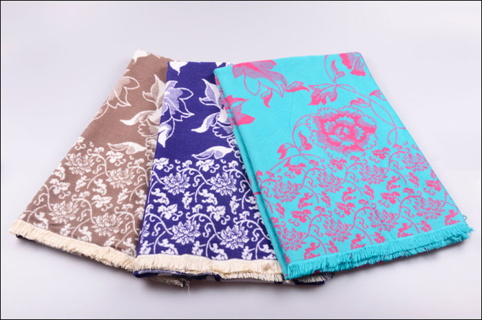 提花披肩 女士披肩 圍巾批發(fā) 拉絨披肩 提花披肩 女士披肩 圍巾批發(fā) 拉絨披肩