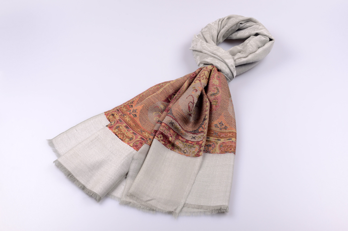 羊絨圍巾 提花圍巾 腰果花披肩