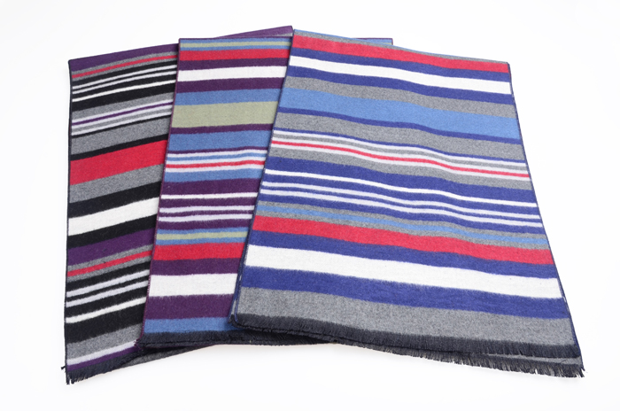 男士圍巾 真絲圍巾 圍巾批發(fā) 圍巾定制 男士圍巾 真絲圍巾 圍巾批發(fā) 圍巾定制