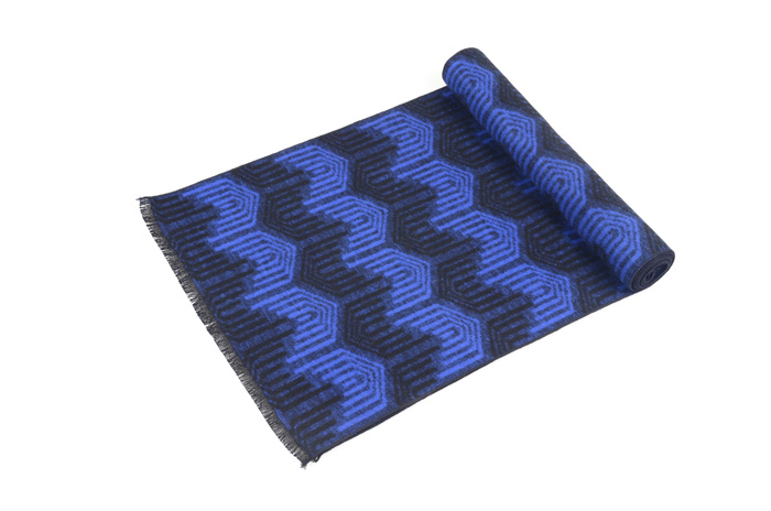 蠶絲圍巾展開(kāi)效果 蠶絲圍巾展開(kāi)效果