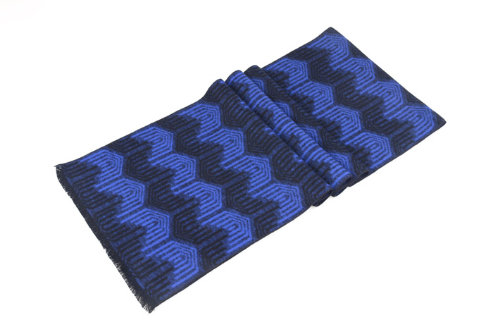 蠶絲圍巾展開(kāi)效果 蠶絲圍巾展開(kāi)效果