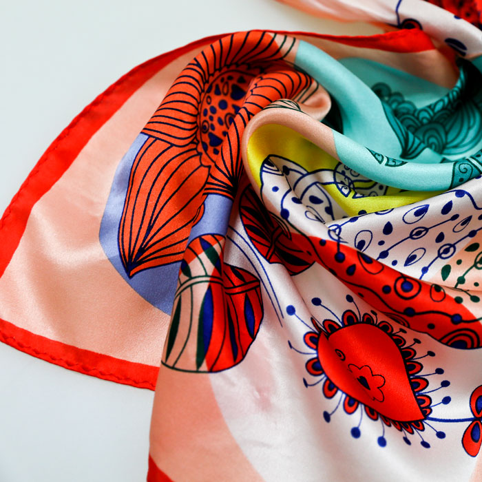 鳥語花香小方巾細節(jié)圖