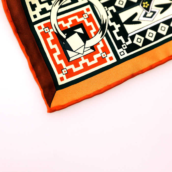 旖旎之夢(mèng)絲巾細(xì)節(jié)圖