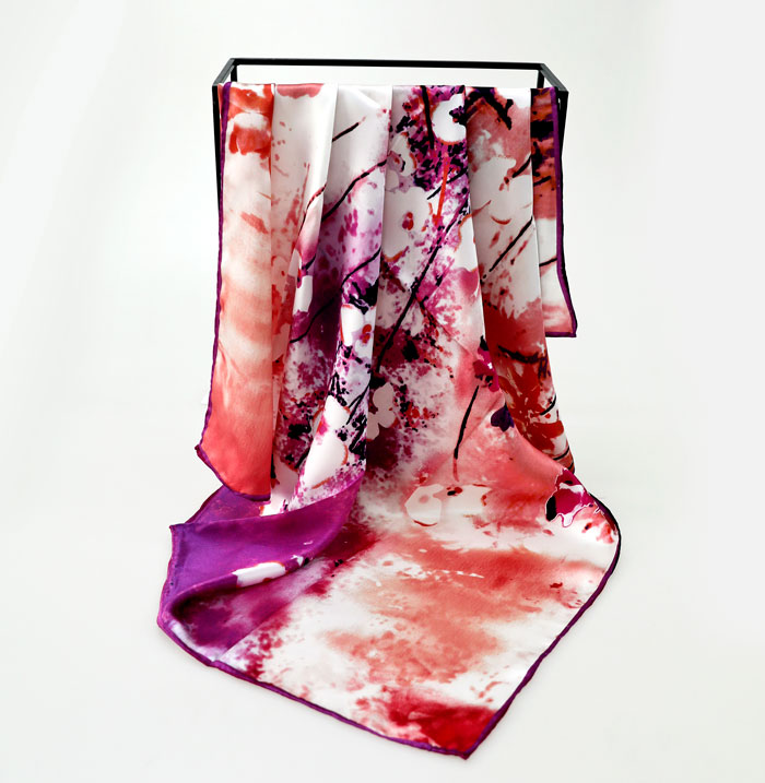 姹紫嫣紅絲巾細(xì)節(jié)圖