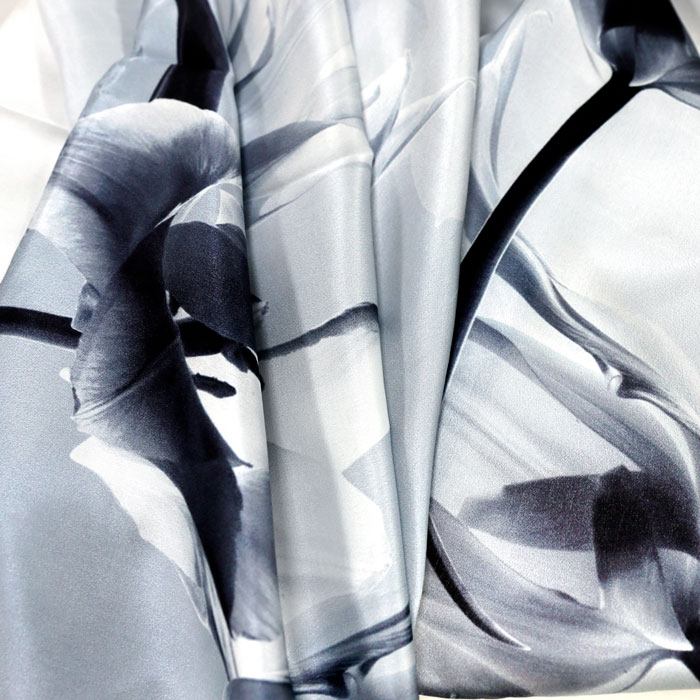 蓮開并蒂絲巾細(xì)節(jié)圖