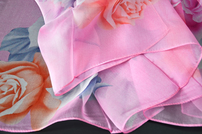 春暖花開絲巾細(xì)節(jié)圖