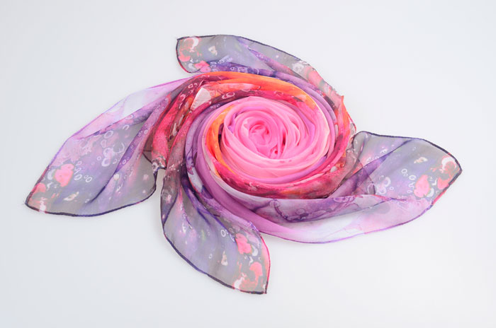 萬(wàn)紫千紅絲巾整體圖