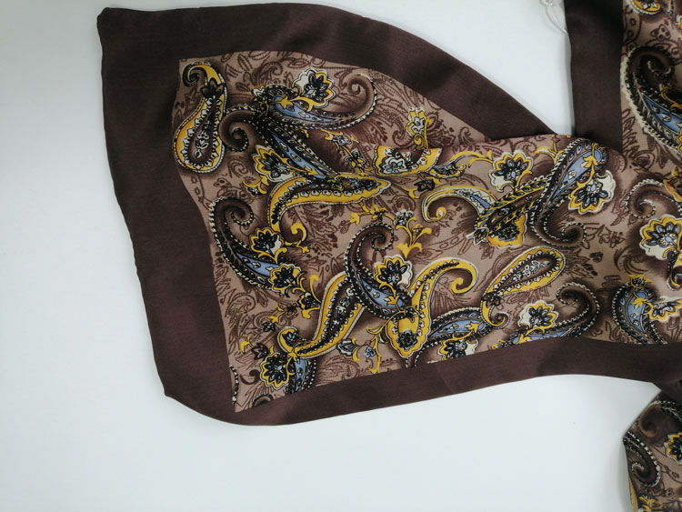 男士紳士品格領巾細節(jié)圖