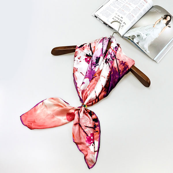 姹紫嫣紅絲巾 姹紫嫣紅絲巾